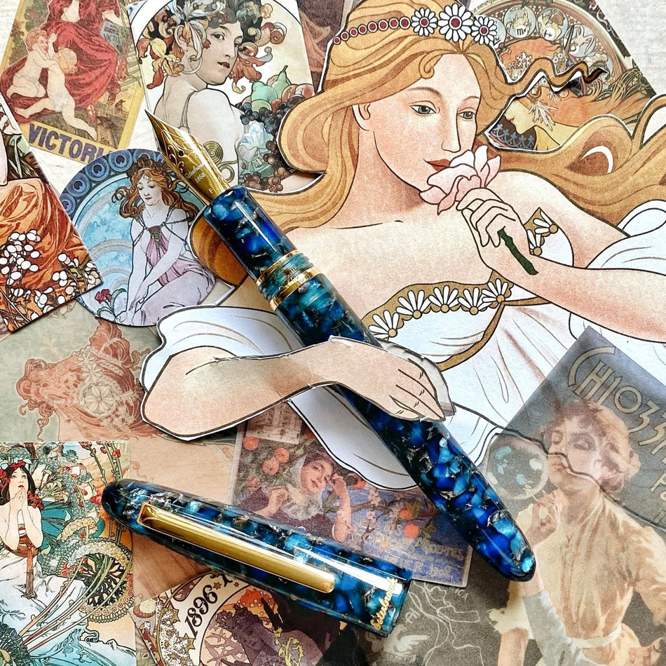 Esterbrook Estie Nouveau Blue Fountain Pen with Gold Trim